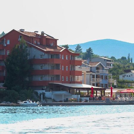 Apart Hotel Samardzic Тиват Екстер'єр фото