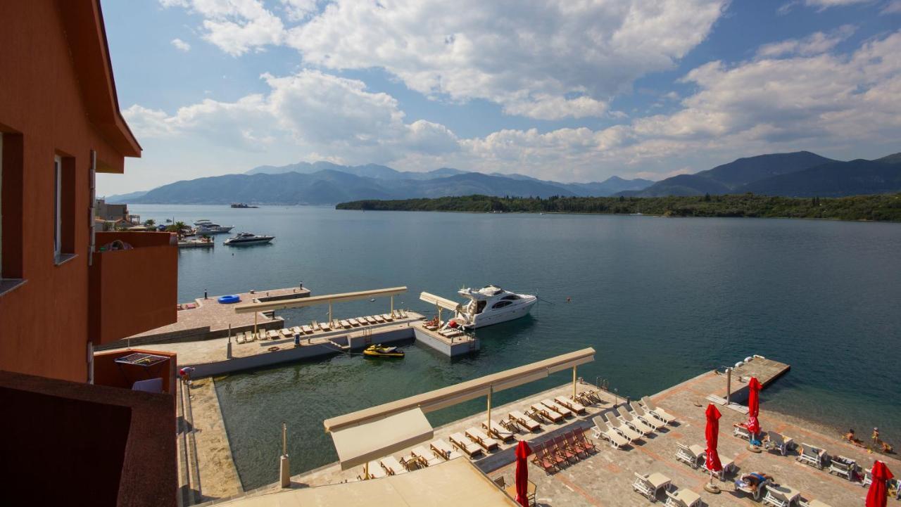 Apart Hotel Samardzic Тиват Екстер'єр фото