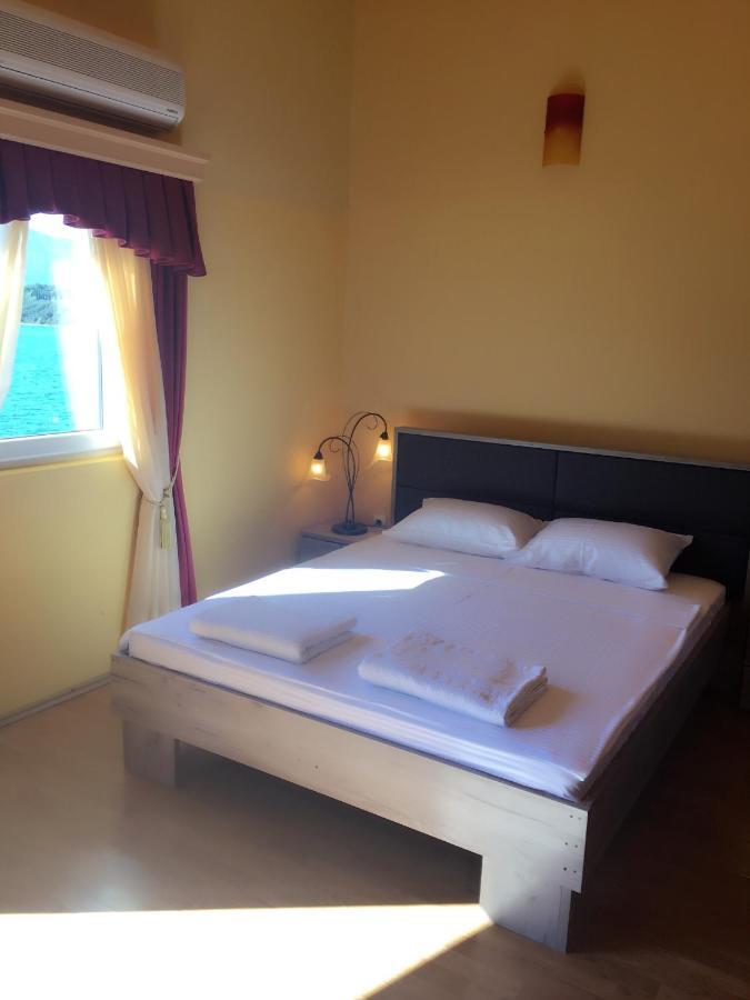 Apart Hotel Samardzic Тиват Екстер'єр фото
